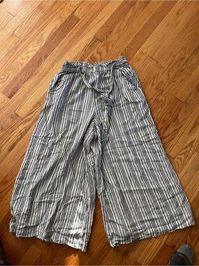 American Eagle Outfitters Black & White Striped Tie-Waist Wide Leg Pants